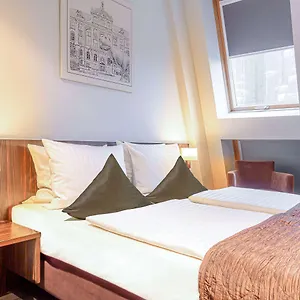 **** Hotel Ramada By Wyndham Frankfurt Centre Germania